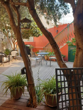 Split Old Town Oasis